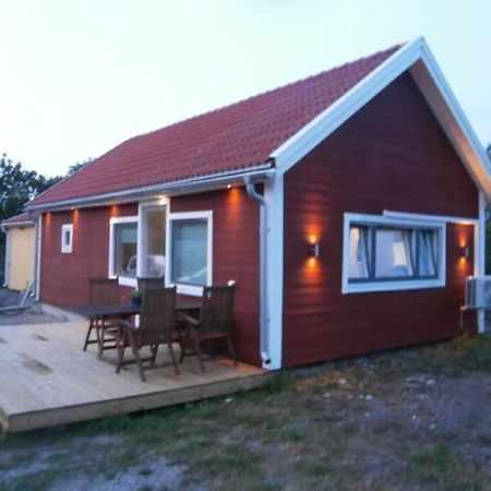 Stuga Pa Hassloe Bredavik  外观 照片